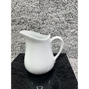 Simple Dining White Creamer Milk Dish Small Pitcher With Handle 5"X3.5"